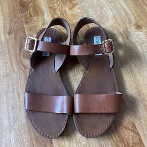 Steve Madden Donddi Tan leather sandals